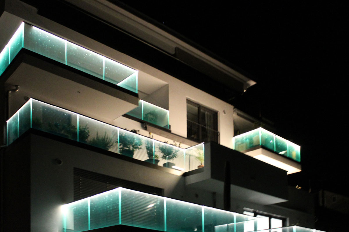 KORONA Lichtplanung | Mehrfamilienhaus in Weingarten KORONA Lichtplanung | Mehrfamilienhaus in Weingarten