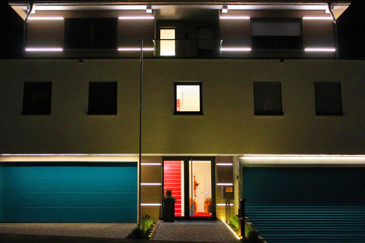 KORONA Lichtplanung | Mehrfamilienhaus in Weingarten KORONA Lichtplanung | Mehrfamilienhaus in Weingarten