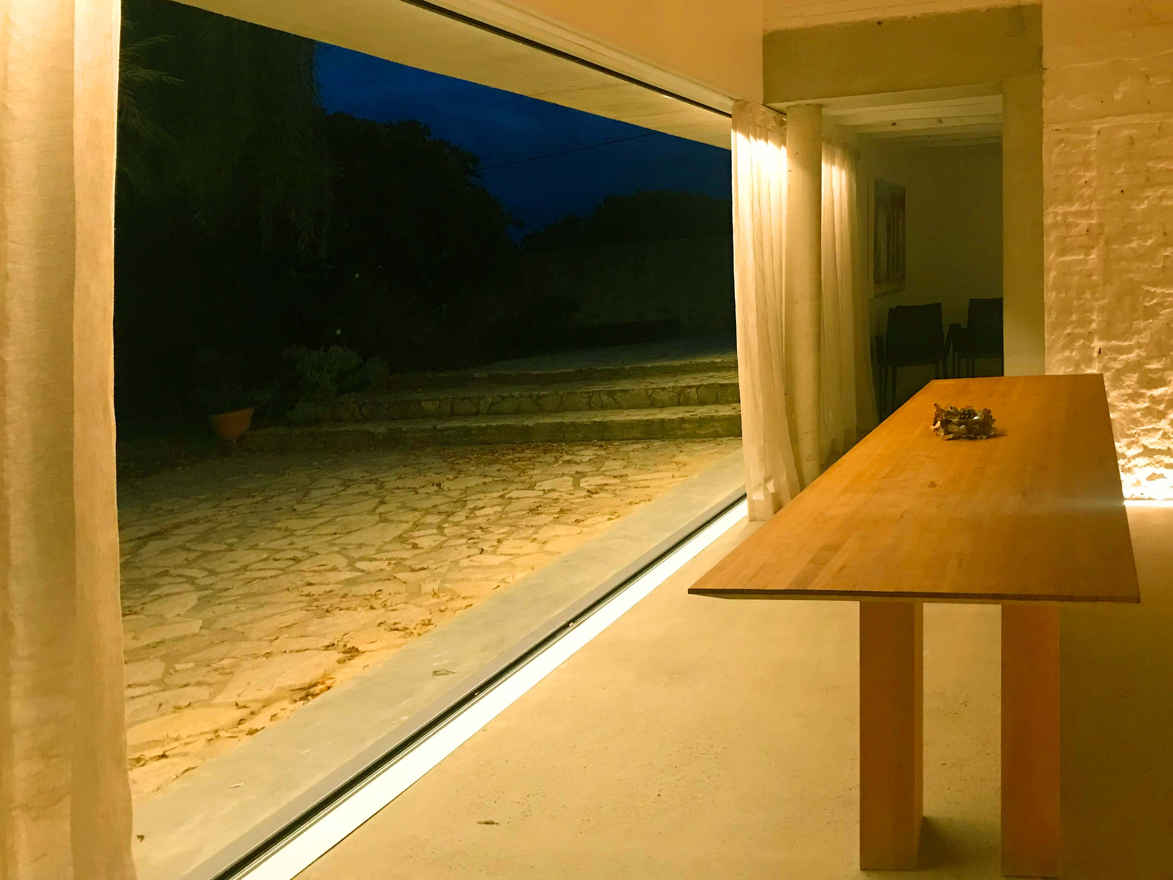 KORONA Lichtplanung | Landhaus in der Nähe von Toulouse KORONA Lichtplanung | Landhaus in der Nähe von Toulouse